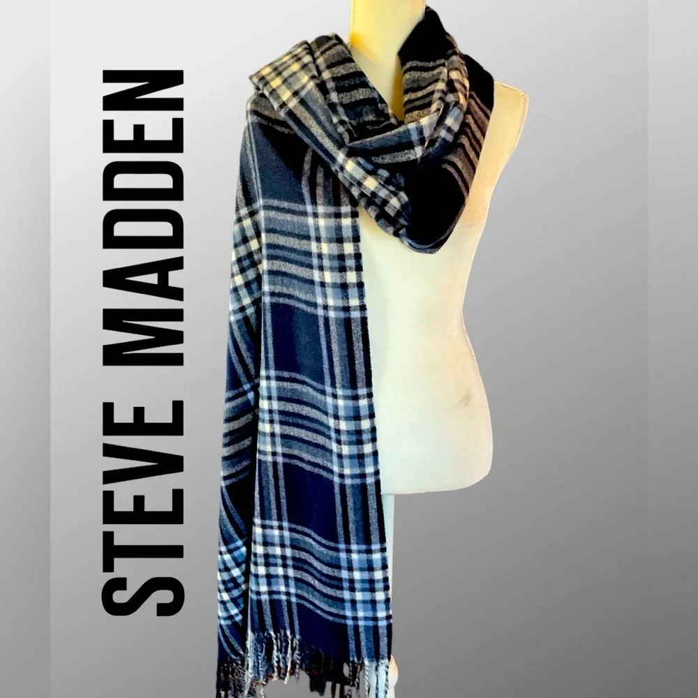 New Steve Madden Blue and White Long Scarf